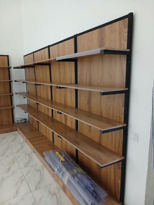 Sotiladi vtrina srochna