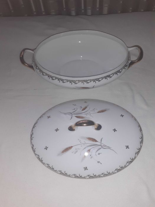 set serviciu de masa portelan Limoges 6 persoane 44 piese