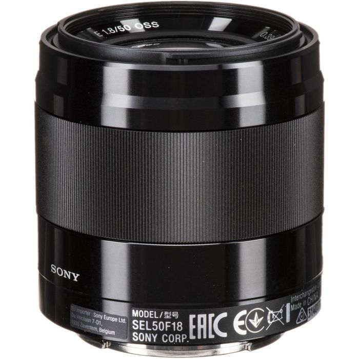 Продается объектив Sony 50mm 1.8 OSS