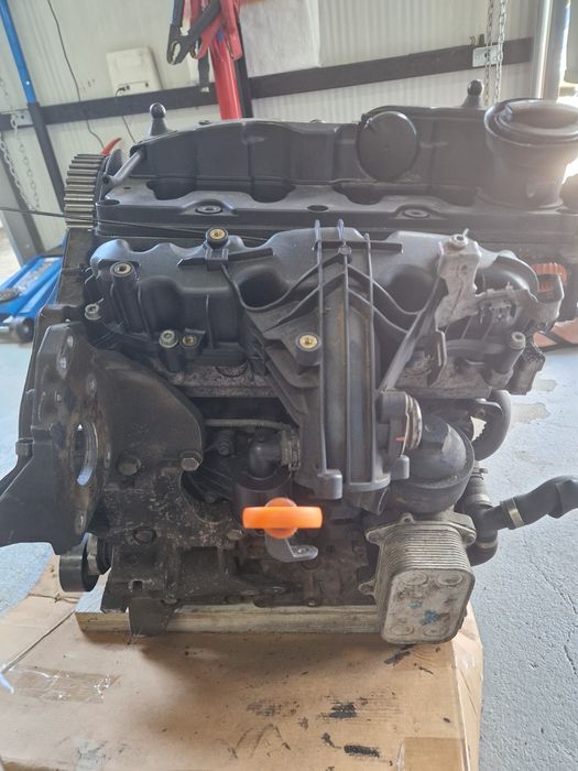 Vând chiuloasă completa cfh ( motor vw touran 2000 Tdi)
