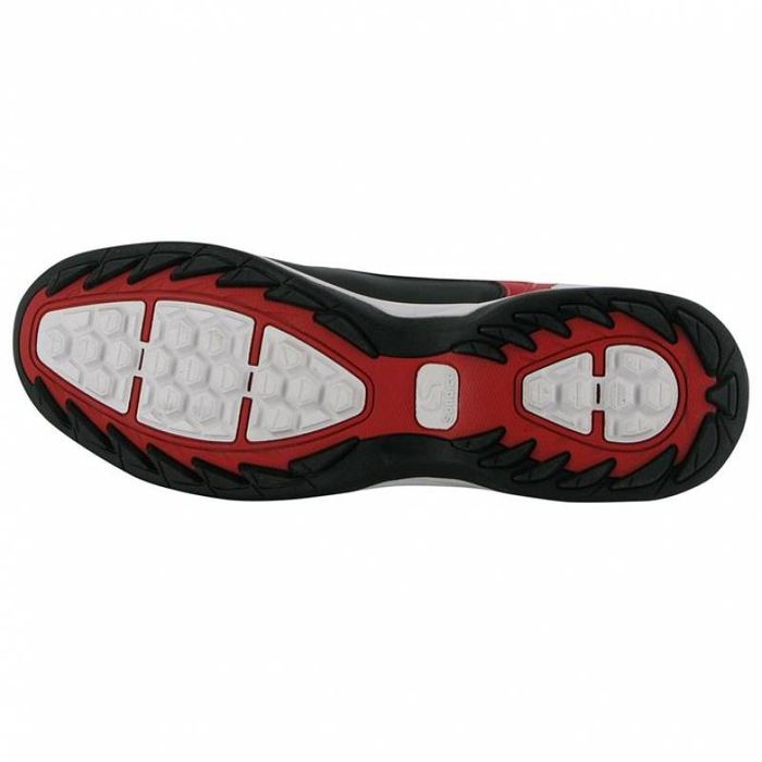 Насладете се на ежедневието и спорт с мъжки маратонки Sondico.