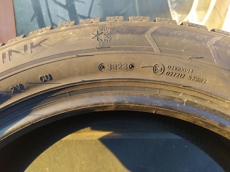 Valleystone 235/55R19 PL51