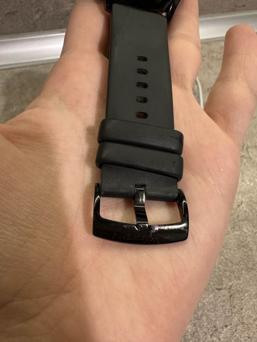 Смарт часовник Huawei watch 3