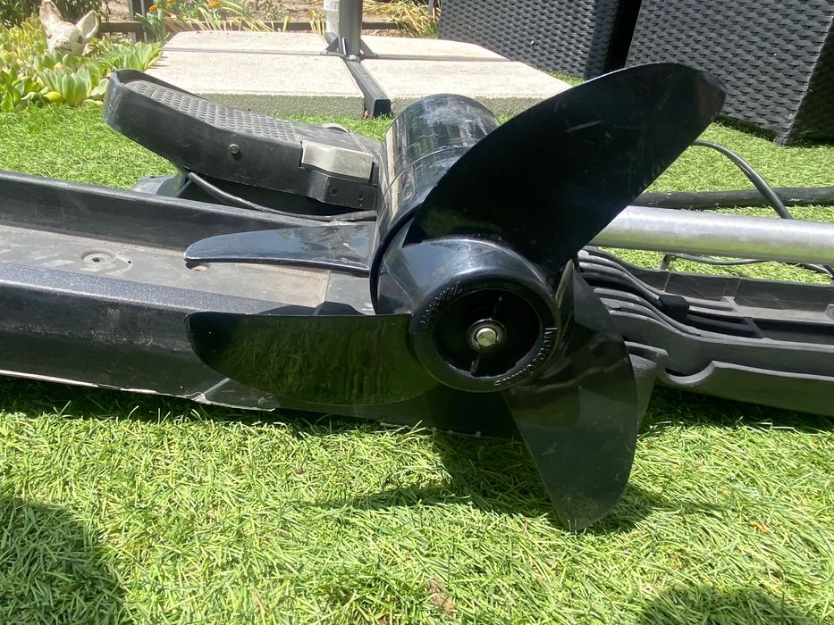 Елмотор за лодка Motor Guide