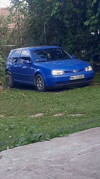 Vând golf 4 1.6 SR