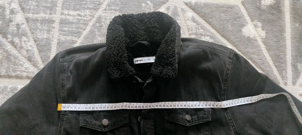 Куртка джинсовая