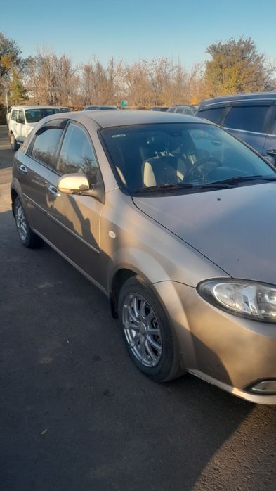 Шеврале лачети продам