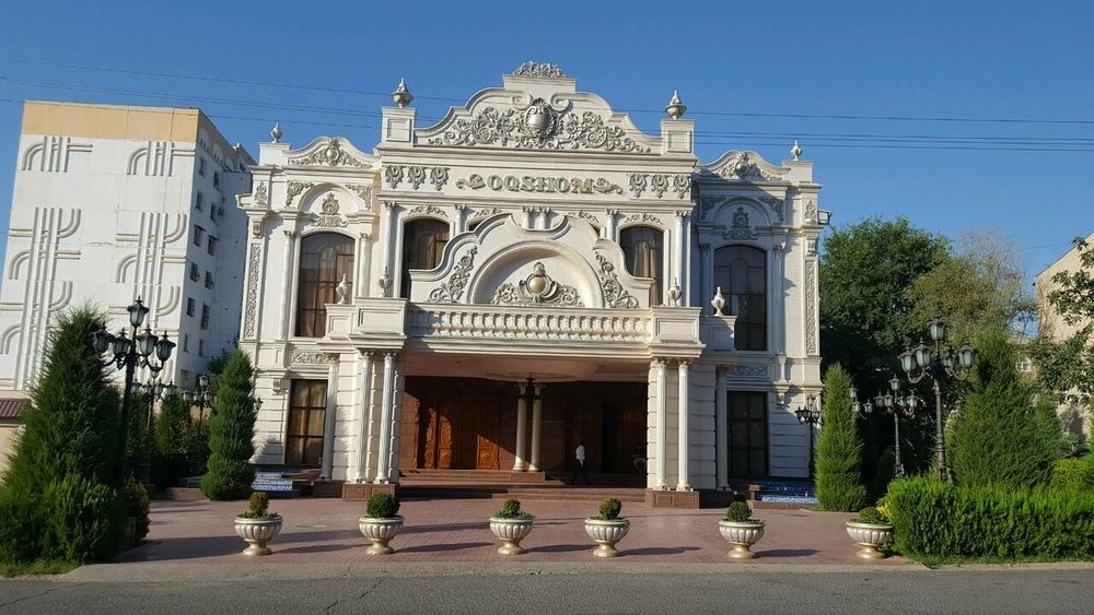 Скульптура,лепнина . Фибробетон.