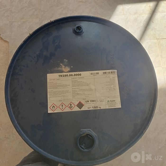 200 litrlik bo‘chkalar sotiladi