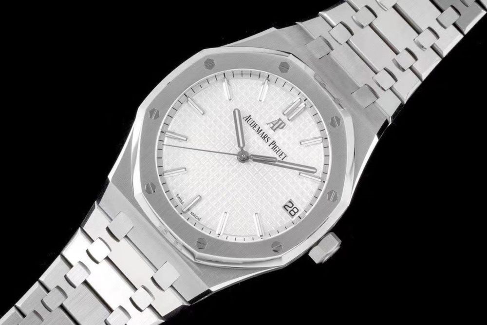 Audemars Piguet ROYAL OAK, Ref. 15500ST.OO.1220ST.01.