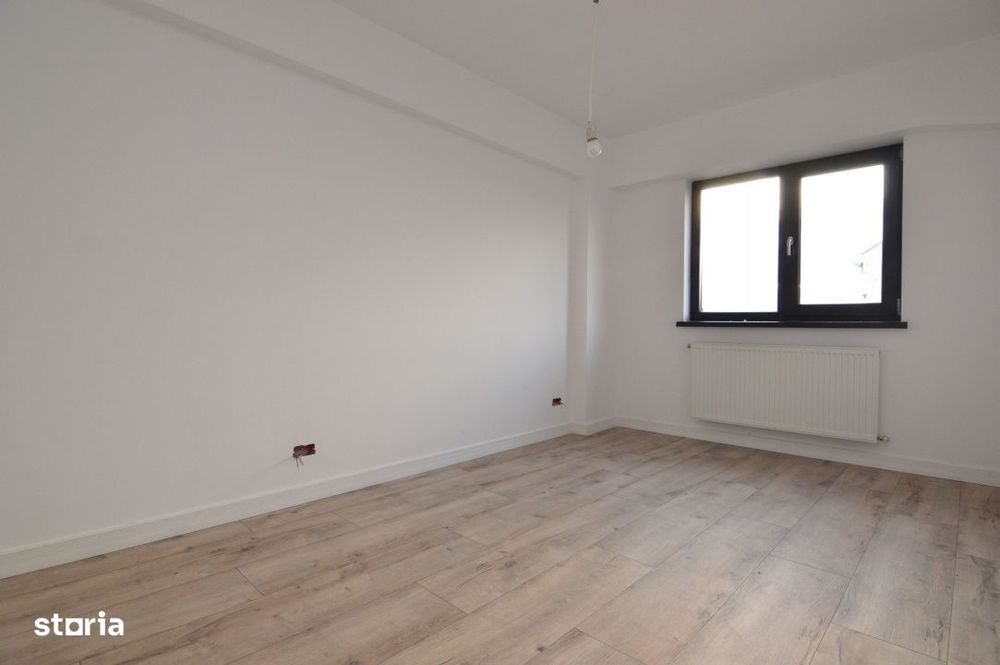 Vanzare Apartament 3 Camere Calea Calarsilor – Tepes-Voda
