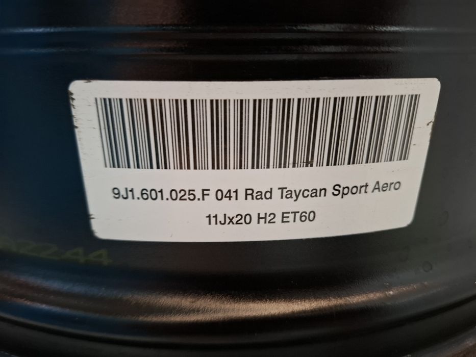 Porsche Taycan  Джанти 20"Аеро Оем