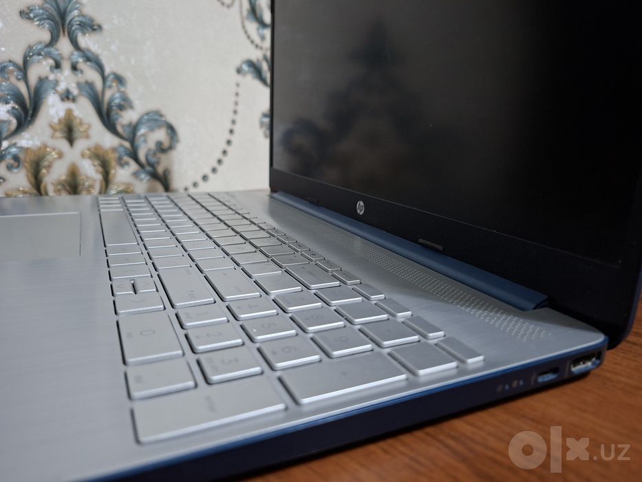 HP 15 Laptop / Ryzen 5 / 8GB RAM / 256GB SSD / Ideall holatda, karobk