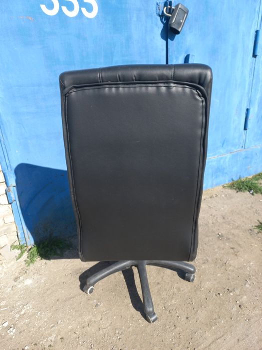 Продам офисное коесло