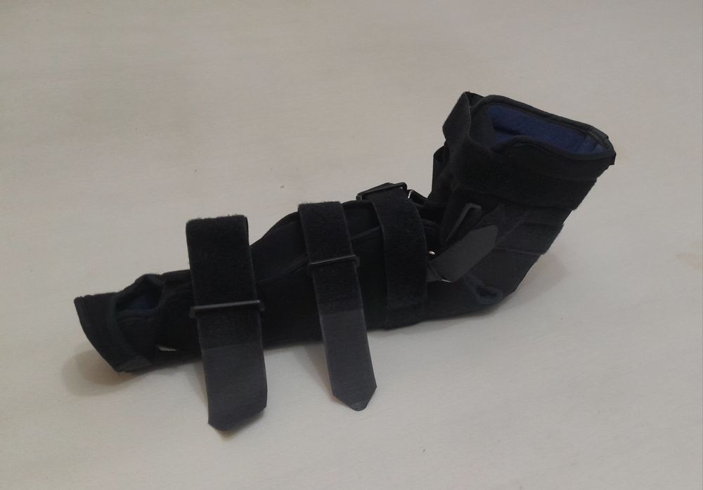 Orteza nouă BORT Medical imobilizare ptr braț cot și antebrat stâng