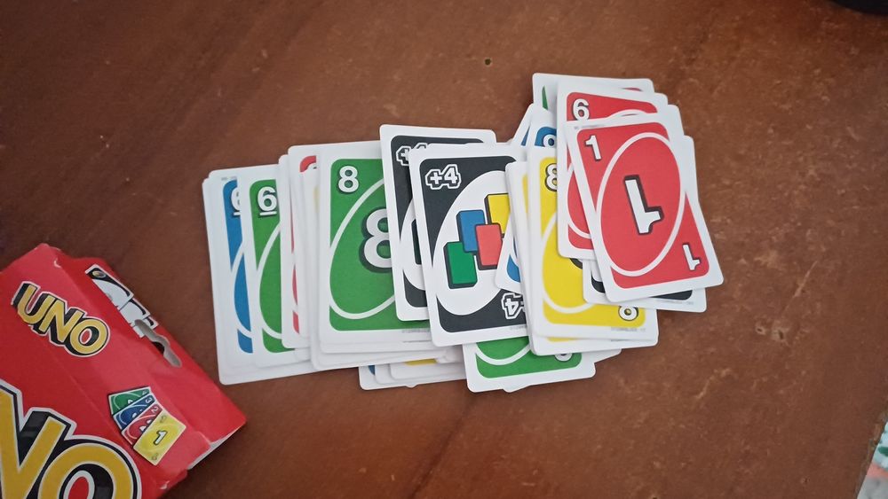 Карты Uno, настольная игра для друзей