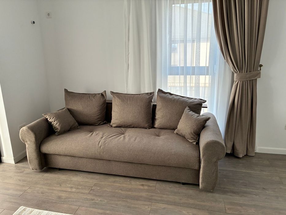 Proprietar inchiriez apartament 3 camere