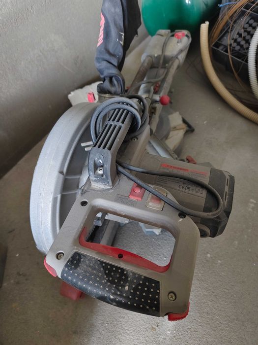 Торцовка Crown 255мм