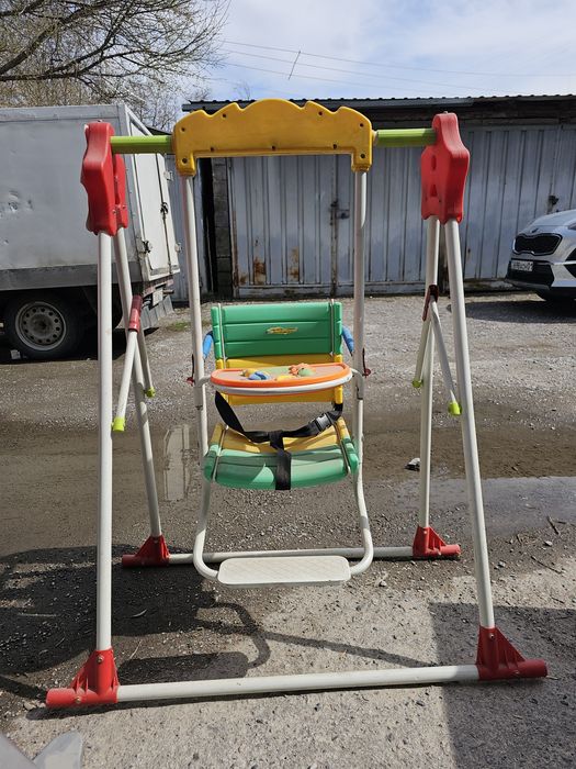 Продаются  качели детские