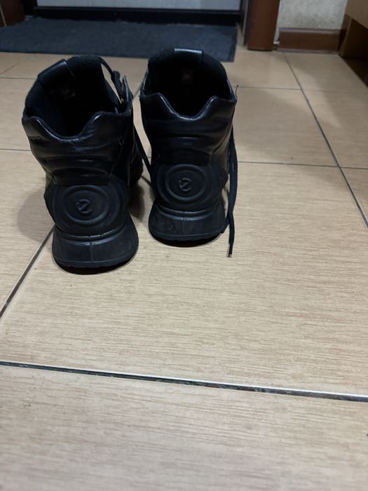 Кросовки ecco 39 размер