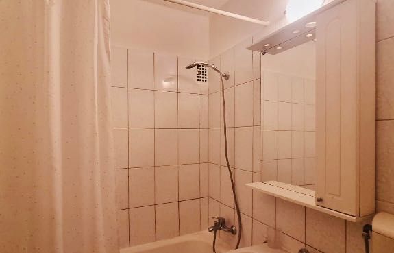 Închiriez garsonieră City 37m2 gaze etaj 1