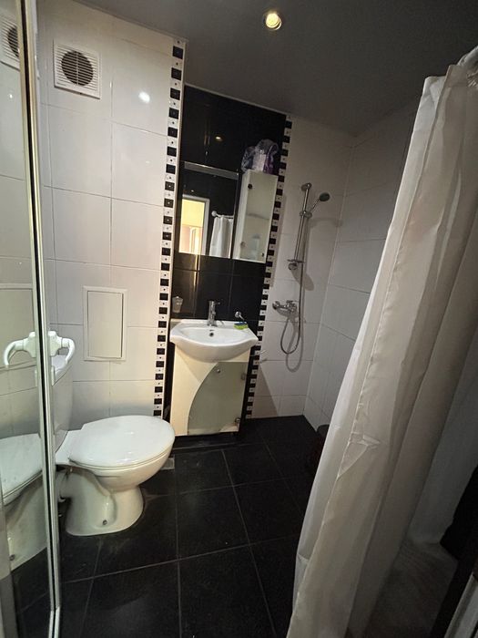 Обзаведеня южна гарсониера в Три чучура - Север