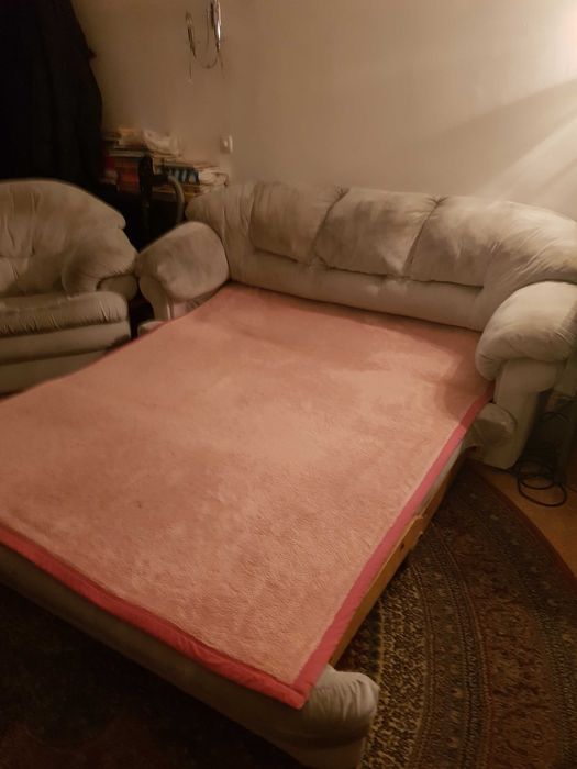 два кресла и диван