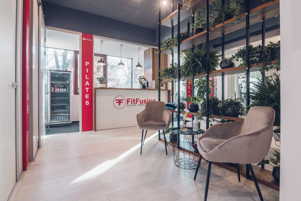 Preluare studio de Pilates/XBody