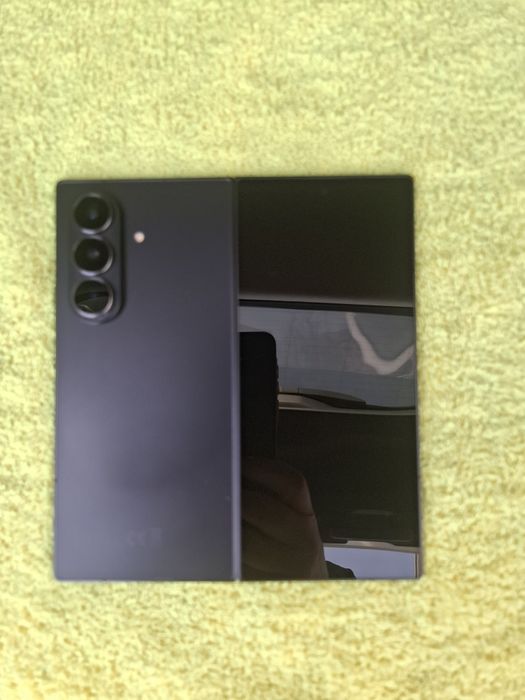 Vând/Schimb Samsung Z Fold 7 5g Ca Nou Dual Sim Liber