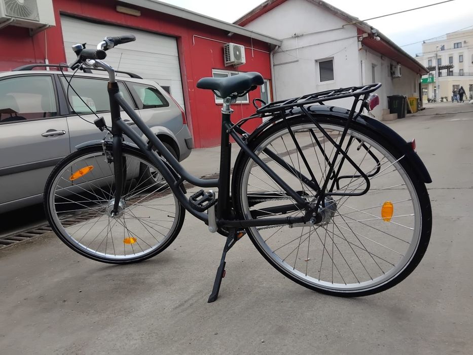 Vând bicicleta din aluminiu pentru damă