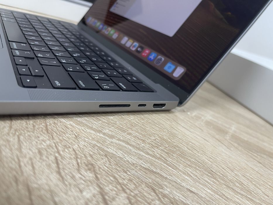 mackbook pro 14