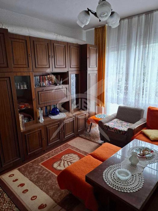 Продава се Тристаен апартамент в Поморие - 109 кв.м за 964 €/кв.м - Снимка #2