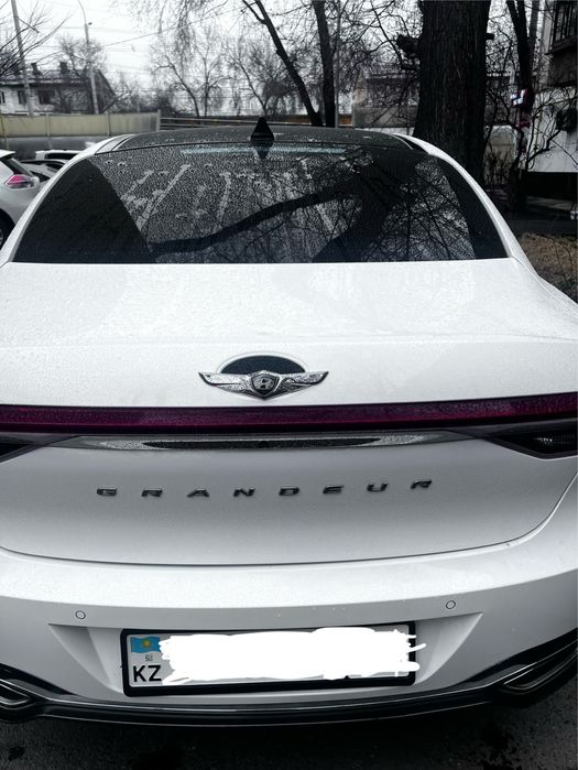 Эмблема для машины