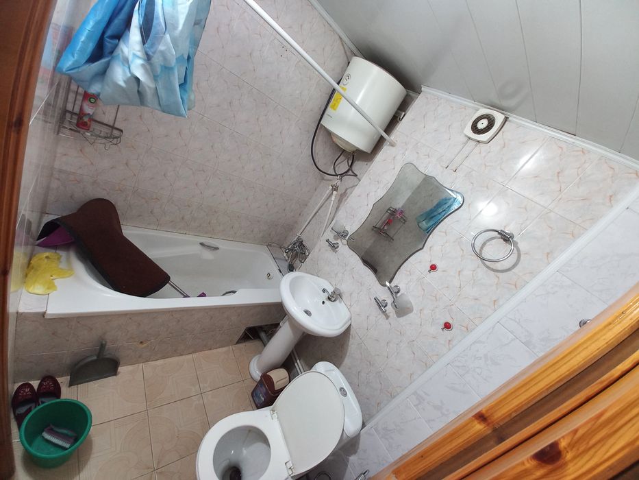 Арендага 2 хона 3 этаж Азиз бозор олдида жойлашган.Агентство