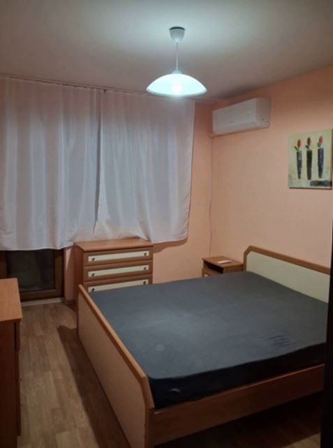 Дава се под наем Двустаен апартамент в София, Редута - 70 кв.м за 647.19 € - Снимка #2