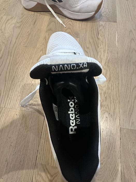 Кроссовки REEBOK размер 42.5