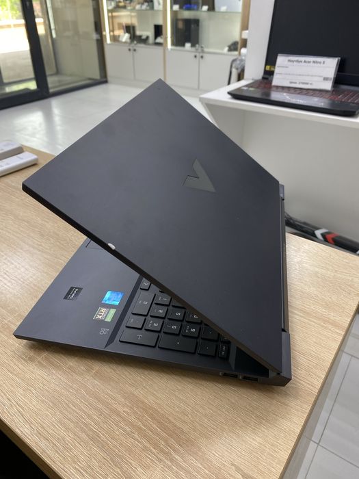 HP Victus Laptop 16 (p25)