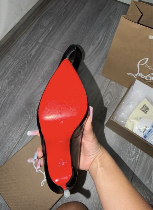 Pantofi eleganti louboutin femei