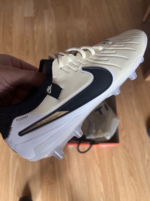 Оригинални Бутонки Nike Legend 10 Elite Ag-Pro