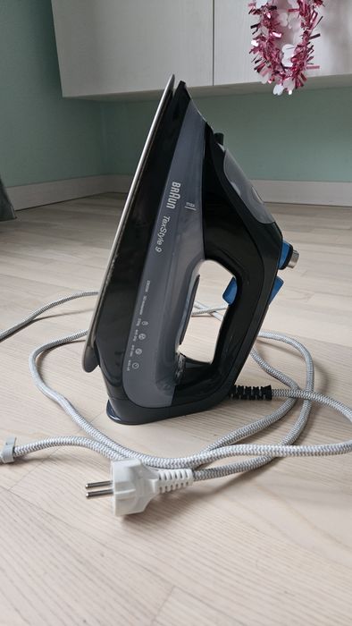 Утюг BRAUN TexStyle 9