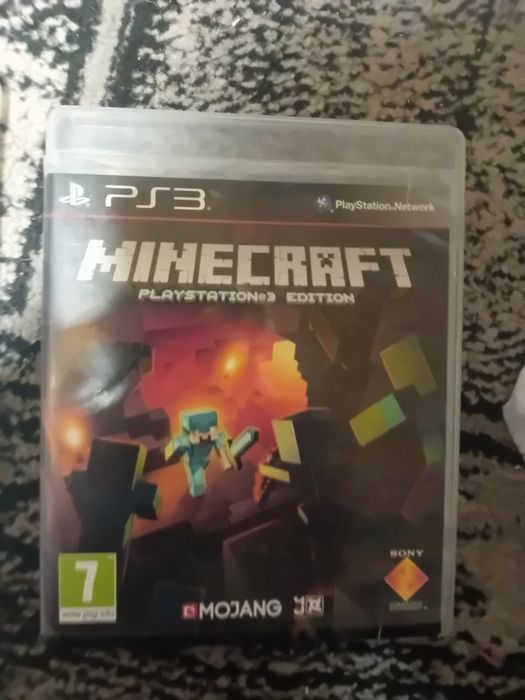 PS3 Slim 500GB + 2 manete wireless si 4 jocuri , accept si schimburi