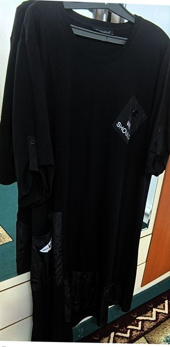 Продам чёрное платье