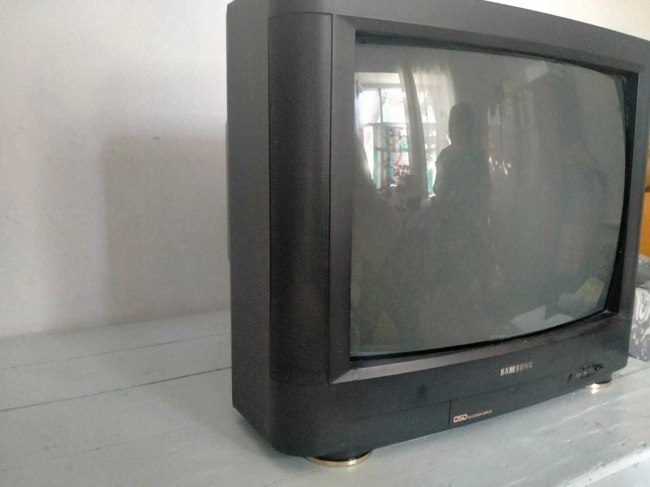 Продам телевизор Samsung