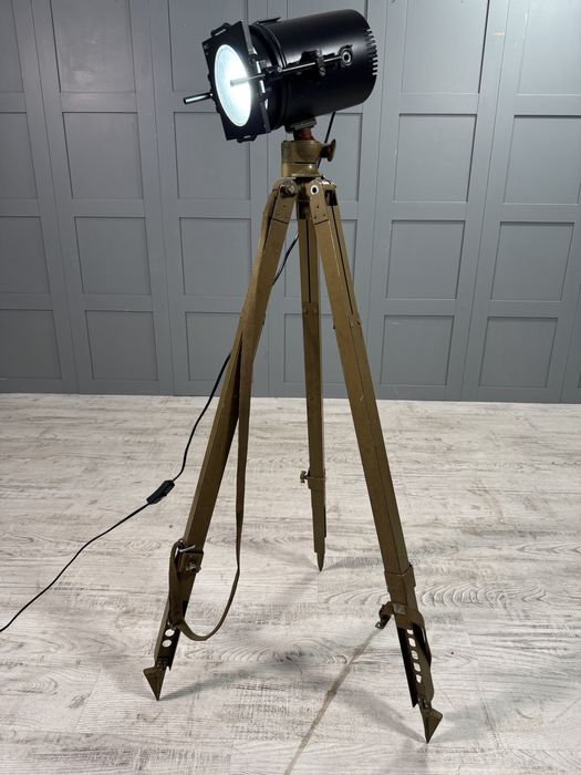 Лампион в индустриален стил - прожектор Р471