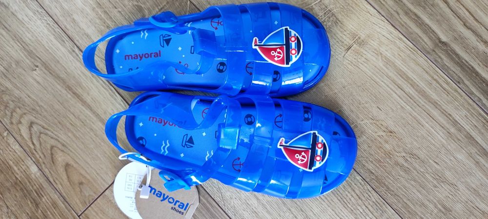 Нови сандали Mayoral