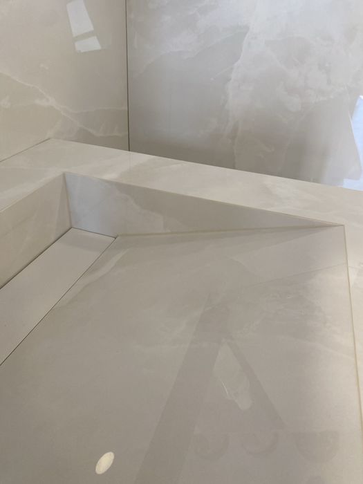 Lavoar Premium Gresie Porțelanată Eccentric Cloudy White – Made in Italy (+ opțiune gresie baie)