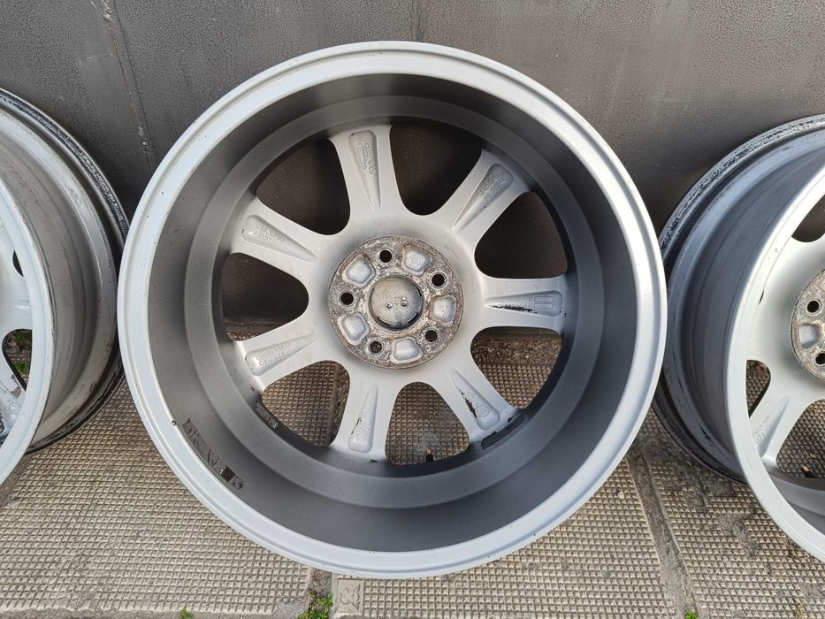 ОРИГИНАЛНИ джанти 18 ' цола 5x114,3 HONDA CR-V / Хонда ЦР-В 64,1 ЕТ50 7J