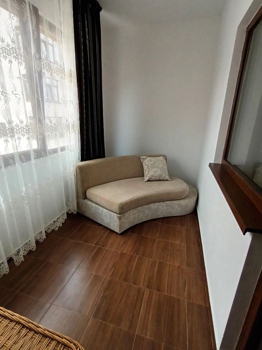 Ofer spre închiriere garsoniera