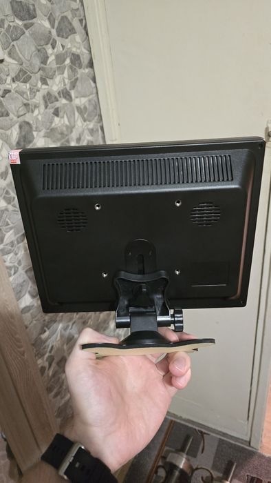 Монитор  10 дюймов, 2048х1536.