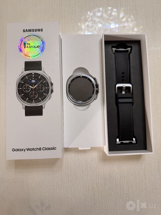 Galaxy watch 8 classic new
